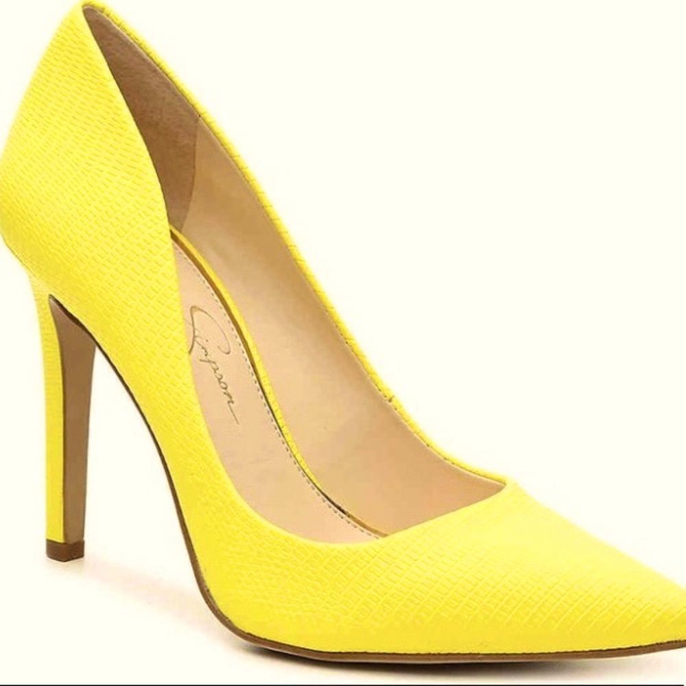 Jessica Simpson Yellow Snakeskin Heels Pumps Claudette Lemon D'Orsay Size 5.5M - Picture 2 of 11